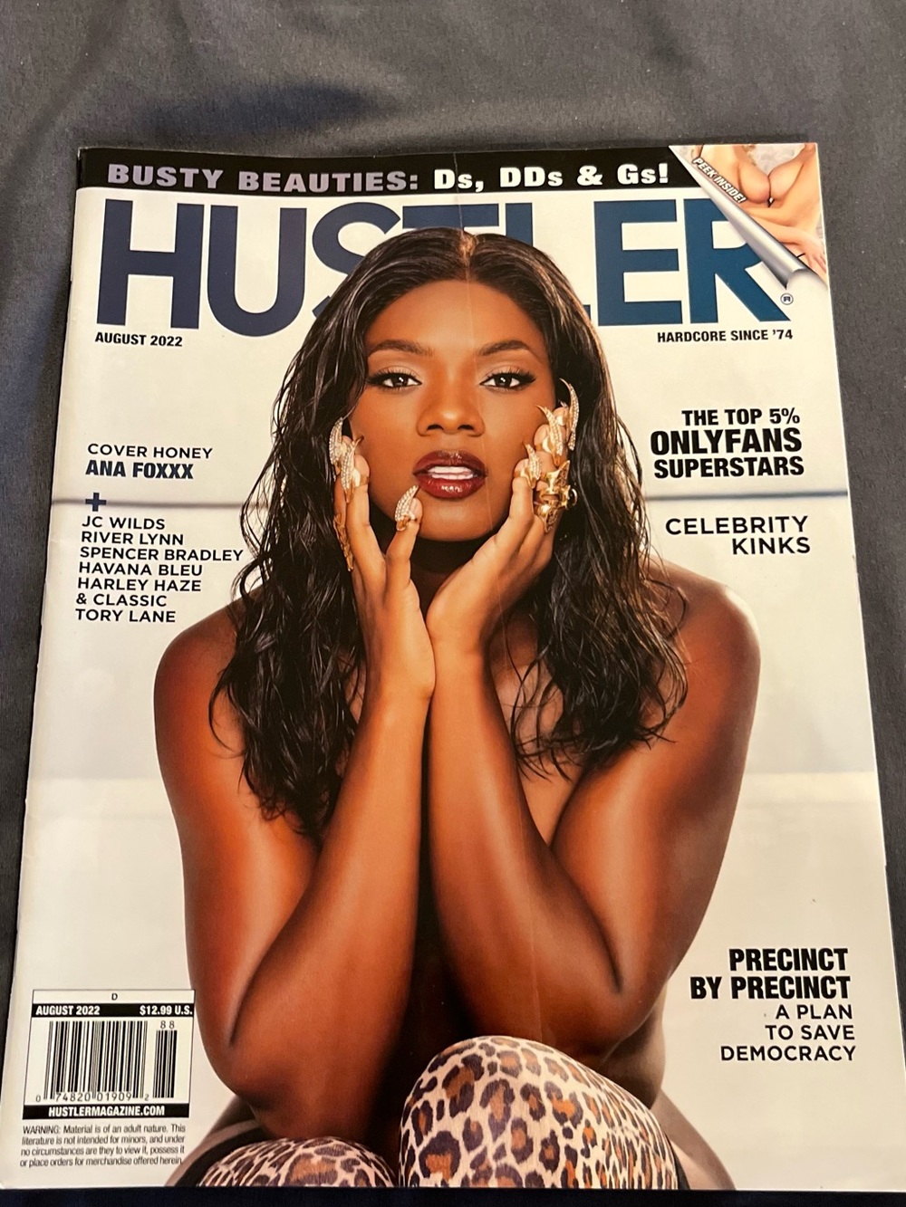 Hustler Magazine August 2022